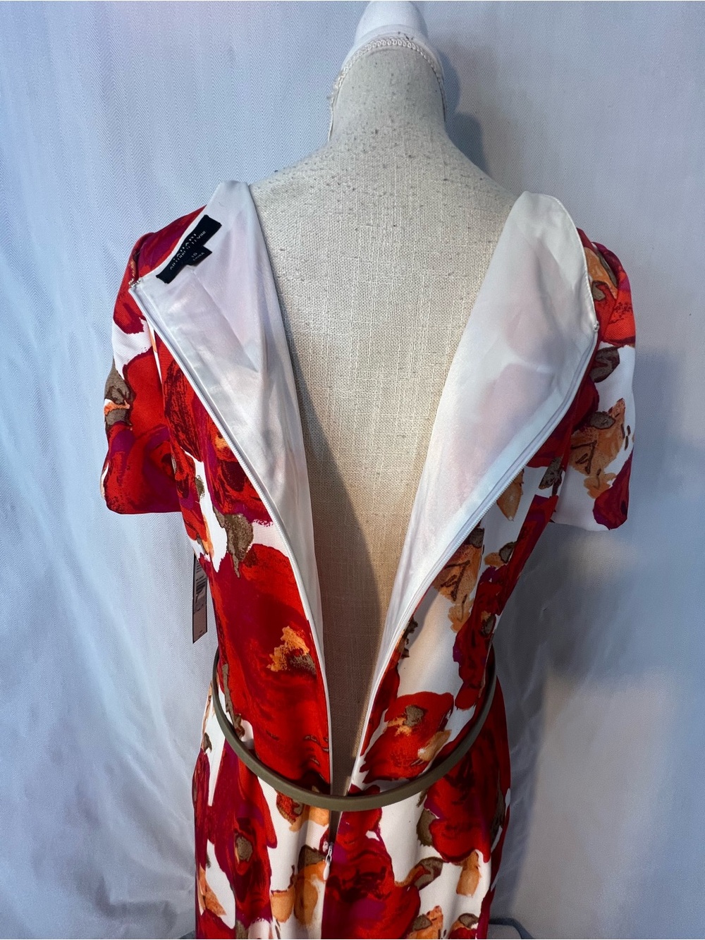 Tahari by Arthur S. Levine Dress Red & Orange Floral Short Sleeves Sheath 10 👍 - Picture 7 of 11